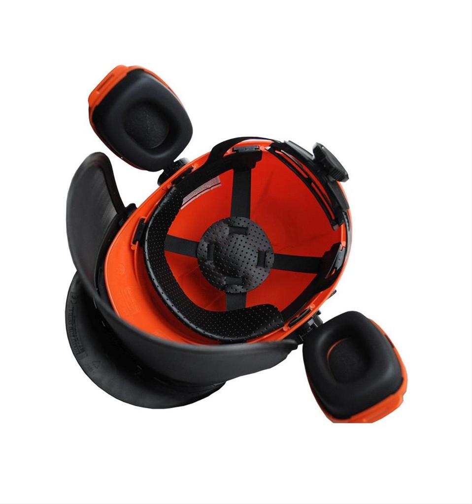 Motorsågshjälm med nätvisir och hörselskydd