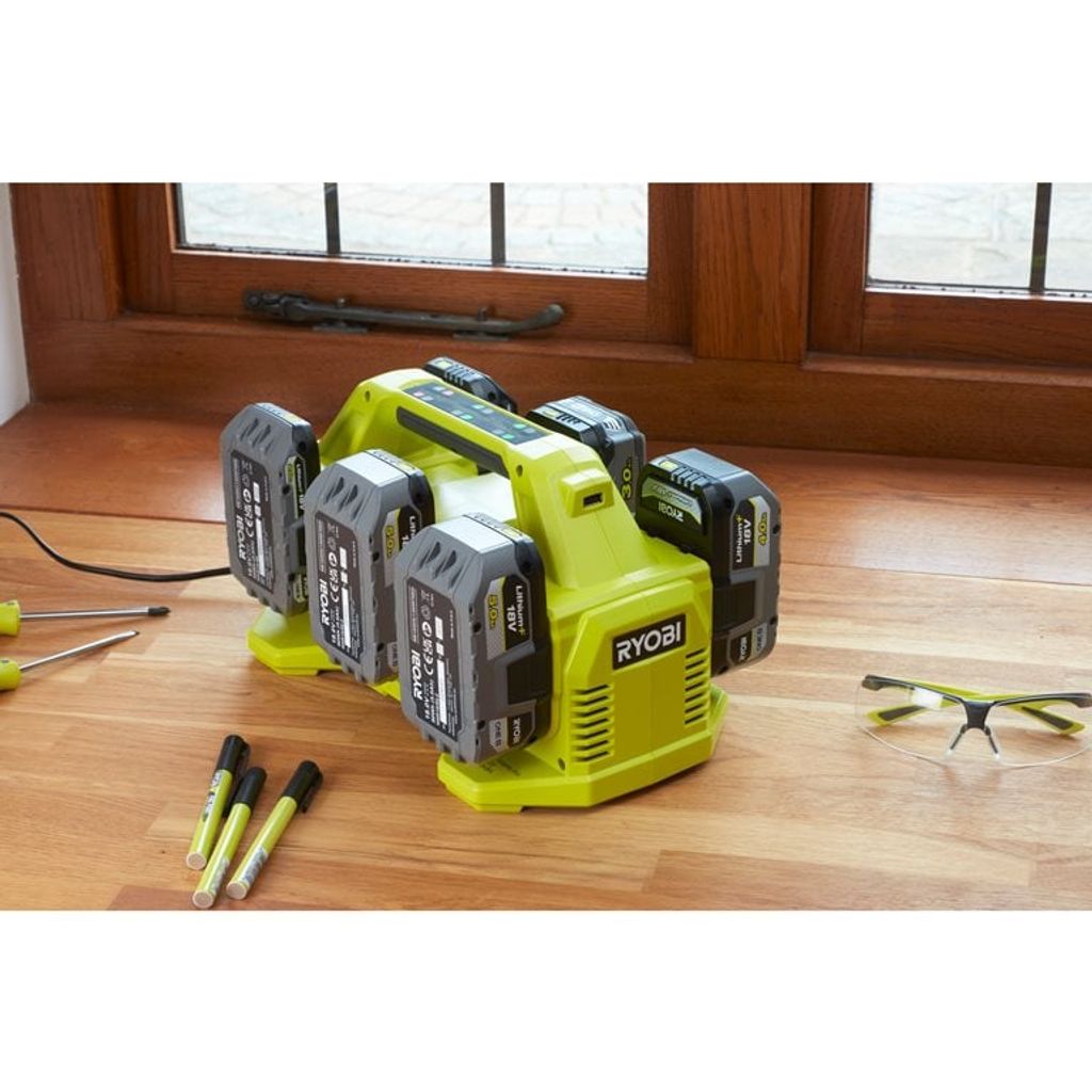 Ryobi Multiladdare 18V ONE+ RC18640